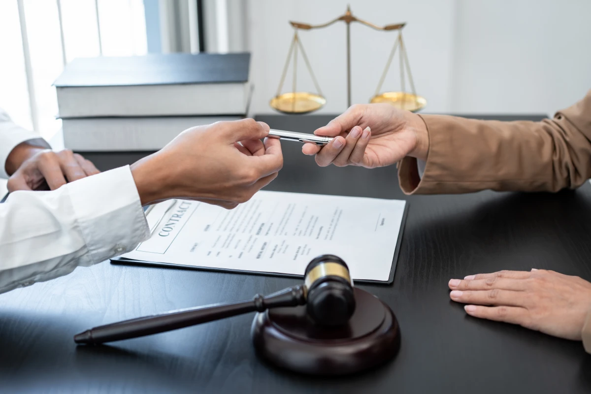 Comprendre la législation sur les assurances et protéger vos droits en